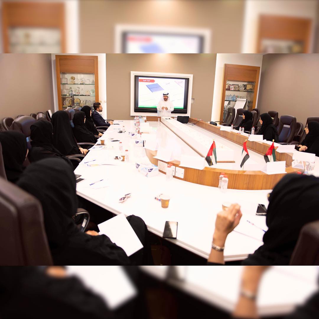 دائرة #بلدية_رأس_الخيمة تعقد دورة تدريبية للموظفين دارت محاورها حول أهمية استراتيجية العمل المتميز وكيفية تأسيس العلاقات المؤسسية الرائدة والسعي لتحقيق أعلى التوقعات من خلال التوجيه الإداري#RAK_Municipality held staff training course which highlighted the importance of outstanding business strategy and how to establish leading institutional relations to achieve the highest expectations through administrative guidance ????? #?????_???_?????? ???? ???? ??????? ???????? ???? ??????? ??? ????? ?????????? ????? ??????? ?????? ????? ???????? ???????? ??????? ?????? ?????? ???? ???????? ?? ???? ??????? ???????#RAK_Municipality held staff training course which highlighted the importance of outstanding business strategy and how to establish leading institutional relations to achieve the highest expectations through administrative guidance