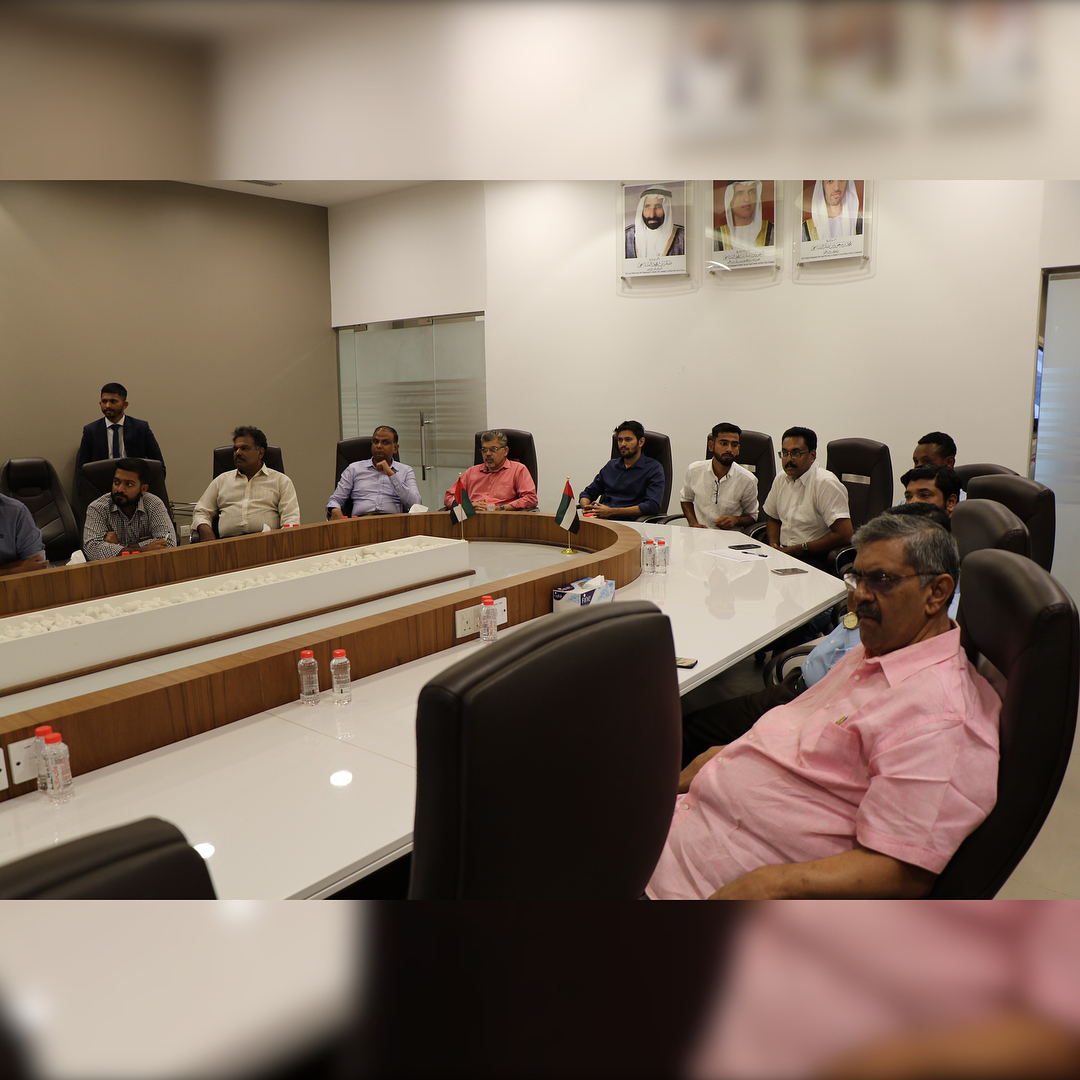 دائرة #بلدية_رأس_الخيمة تقيم ورشة عمل عن الاشتراطات الصحية لمركبات مياه الشرب بالإمارة (الصهاريج)
#RAK_Municipality Department holds a workshop on Drinking Water Vehicles Health Conditions (Tanks) ????? #?????_???_?????? ???? ???? ??? ?? ?????????? ?????? ??????? ???? ????? ???????? (????????)
#RAK_Municipality Department holds a workshop on Drinking Water Vehicles Health Conditions (Tanks)