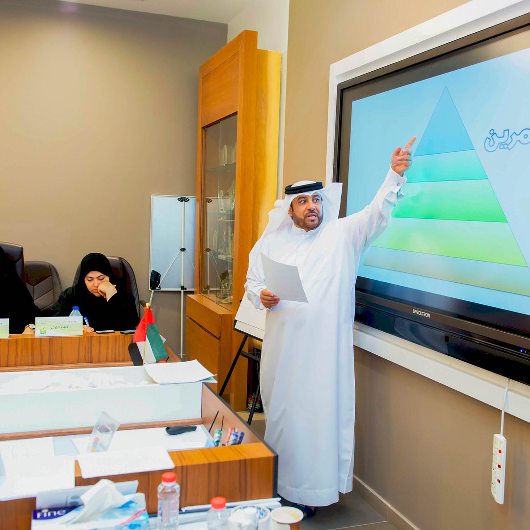 دورة تدريبية بعنوان الاتصال والتواصل الفعال بتقنية NLP في #بلدية_رأس_الخيمة
#RAK_Municipality holds ‘Connection & Effective Communication’ Training using NLP technique ???? ??????? ?????? ??????? ???????? ?????? ?????? NLP ?? #?????_???_??????
#RAK_Municipality holds ?Connection & Effective Communication? Training using NLP technique