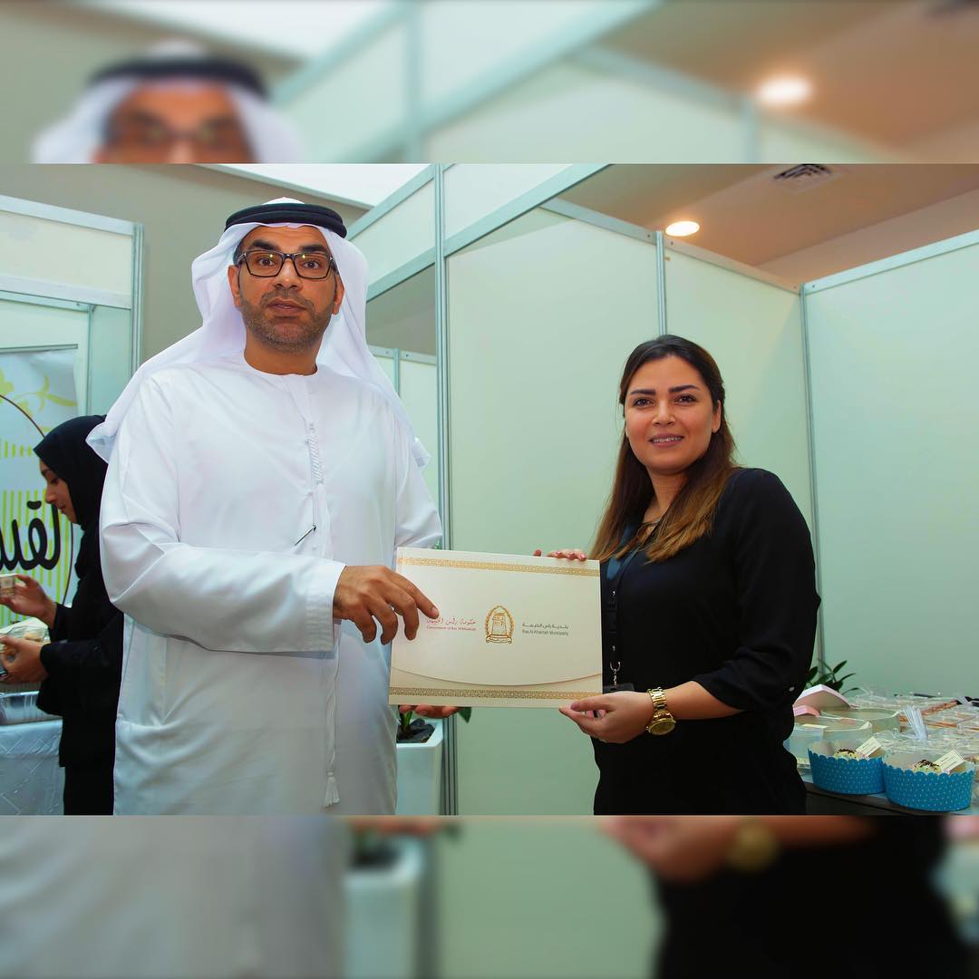 بدعم من سعادة منذر محمد بن شكر مدير عام دائرة #بلدية_رأس_الخيمة نظم قسم الموارد البشرية (بازار الموظف المنتج) لتقديم جميع أوجهّ الدعم لجميع الموظفين المنتجين، والحرص على تقديم الحوافز التشجيعية لهمUnder the patronage of H.E. Munther Mohammed bin Shekar #RAK_Municipality DG, HR Section organized (Productive Employee Bazaar) to provide support to all productive employees, and ensure encouraging rewards ???? ?? ????? ???? ???? ?? ??? ???? ??? ????? #?????_???_?????? ??? ??? ??????? ??????? (????? ?????? ??????) ?????? ???? ????? ????? ????? ???????? ????????? ?????? ??? ????? ??????? ????????? ???Under the patronage of H.E. Munther Mohammed bin Shekar #RAK_Municipality DG, HR Section organized (Productive Employee Bazaar) to provide support to all productive employees, and ensure encouraging rewards