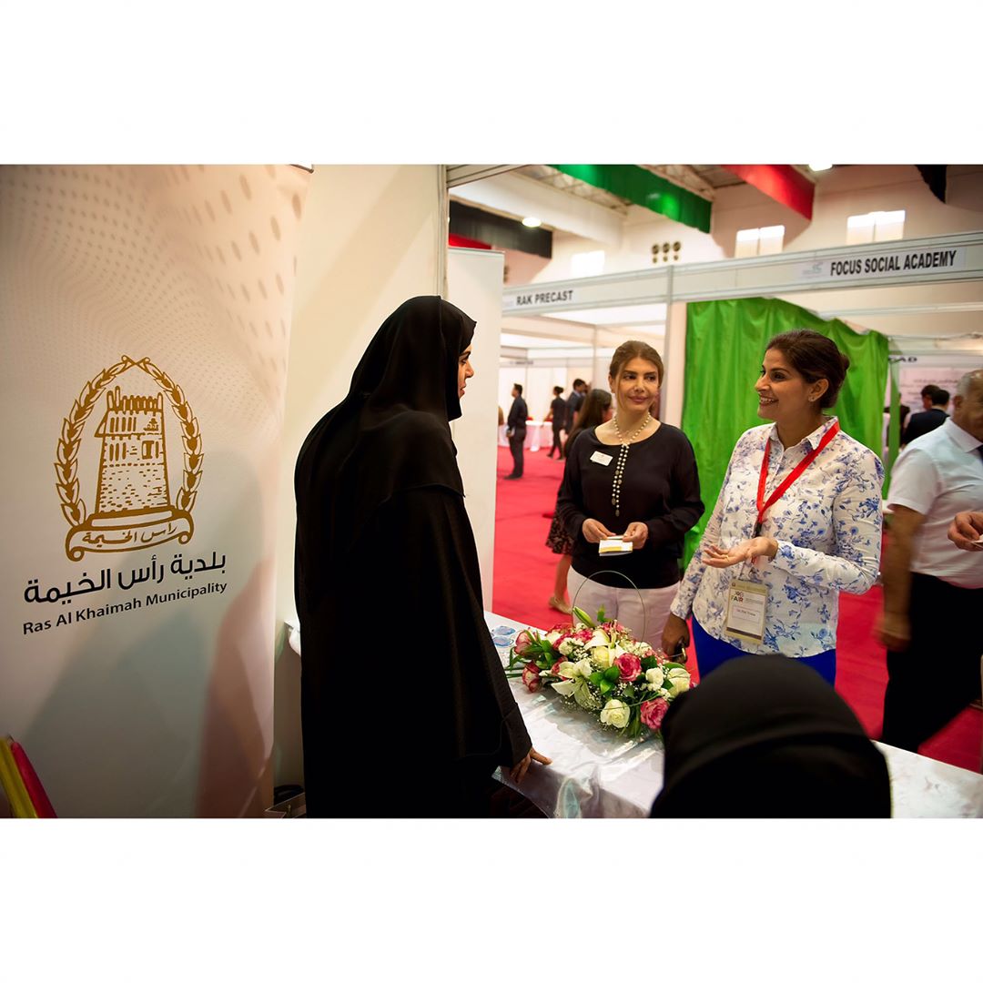 انطلاقاً من حرص دائرة #بلدية_رأس_الخيمة على استقطاب الكوادر المتميزة لتقديم أفضل الخدمات تحت مظلة الجودة والتميز فإنه يطيب لدائرة #بلدية_رأس_الخيمة أن ترحب بالجمهور الكريم في معرض التوظيف بتاريخ 12-13 ابريل 2017 في حرم الجامعة الأمريكية ، وأن تستقبل طلبات التوظيف لتعزز بعض ما جاء استراتيجيتها ورؤيتها ورسالتها في تقديم أفضل الخدمات وتوثيق الصلة والتواصل مع المتعاملين الداخليين والخارجيين.  نظراً لأن اليوم الوظيفي يفسح المجال للخريجين لإظهار قدراتهم ف مجال العمل وتحقيق الهدف الأعلى بالوصول إلى وظيفة تلائم طموحهم وتناسب اختصاصهم ، فقد جاء هذا المعرض ليكون نافذة لهؤلاء وليكون طريقاً مشروعاُ لاستقطاب الكوادر المبدعة في العمل الوظيفي تجسيداً لاستراتيجية كل دائرة ومتطلباتها من الموارد البشرية.
وقصاري القول : إننا سعيدون بهذه المشاركة وندعو الجميع إلى التعاون معنا لكي يحقق هذا المعرض أهدافه المرجوة.
انطلاقاً من حرص دائرة #بلدية_رأس_الخيمة على استقطاب الكوادر المتميزة لتقديم أفضل الخدمات تحت مظلة الجودة والتميز فإنه يطيب لدائرة #بلدية_رأس_الخيمة أن ترحب بالجمهور الكريم في معرض التوظيف بتاريخ 12-13 ابريل 2017 في حرم الجامعة الأمريكية ، وأن تستقبل طلبات التوظيف لتعزز بعض ما جاء استراتيجيتها ورؤيتها ورسالتها في تقديم أفضل الخدمات وتوثيق الصلة والتواصل مع المتعاملين الداخليين والخارجيين.  نظراً لأن اليوم الوظيفي يفسح المجال للخريجين لإظهار قدراتهم ف مجال العمل وتحقيق الهدف الأعلى بالوصول إلى وظيفة تلائم طموحهم وتناسب اختصاصهم ، فقد جاء هذا المعرض ليكون نافذة لهؤلاء وليكون طريقاً مشروعاُ لاستقطاب الكوادر المبدعة في العمل الوظيفي تجسيداً لاستراتيجية كل دائرة ومتطلباتها من الموارد البشرية.
وقصاري القول : إننا سعيدون بهذه المشاركة وندعو الجميع إلى التعاون معنا لكي يحقق هذا المعرض أهدافه المرجوة. ???????? ?? ??? ????? #?????_???_?????? ??? ??????? ??????? ???????? ?????? ???? ??????? ??? ???? ?????? ??????? ???? ???? ?????? #?????_???_?????? ?? ???? ???????? ?????? ?? ???? ??????? ?????? 12-13 ????? 2017 ?? ??? ??????? ????????? ? ??? ?????? ????? ??????? ????? ??? ?? ??? ???????????? ??????? ???????? ?? ????? ???? ??????? ?????? ????? ???????? ?? ?????????? ????????? ??????????.  ????? ??? ????? ??????? ???? ?????? ???????? ?????? ??????? ? ???? ????? ?????? ????? ?????? ??????? ??? ????? ????? ?????? ?????? ???????? ? ??? ??? ??? ?????? ????? ????? ?????? ?????? ?????? ??????? ???????? ??????? ??????? ?? ????? ??????? ??????? ??????????? ?? ????? ?????????? ?? ??????? ???????.
?????? ????? : ???? ?????? ???? ???????? ????? ?????? ??? ??????? ???? ??? ???? ??? ?????? ?????? ???????.
???????? ?? ??? ????? #?????_???_?????? ??? ??????? ??????? ???????? ?????? ???? ??????? ??? ???? ?????? ??????? ???? ???? ?????? #?????_???_?????? ?? ???? ???????? ?????? ?? ???? ??????? ?????? 12-13 ????? 2017 ?? ??? ??????? ????????? ? ??? ?????? ????? ??????? ????? ??? ?? ??? ???????????? ??????? ???????? ?? ????? ???? ??????? ?????? ????? ???????? ?? ?????????? ????????? ??????????.  ????? ??? ????? ??????? ???? ?????? ???????? ?????? ??????? ? ???? ????? ?????? ????? ?????? ??????? ??? ????? ????? ?????? ?????? ???????? ? ??? ??? ??? ?????? ????? ????? ?????? ?????? ?????? ??????? ???????? ??????? ??????? ?? ????? ??????? ??????? ??????????? ?? ????? ?????????? ?? ??????? ???????.
?????? ????? : ???? ?????? ???? ???????? ????? ?????? ??? ??????? ???? ??? ???? ??? ?????? ?????? ???????.